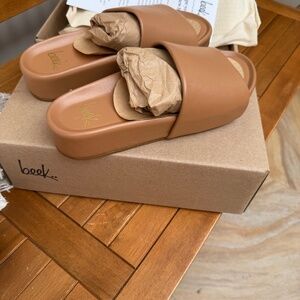 Beek Sandals Honey Color